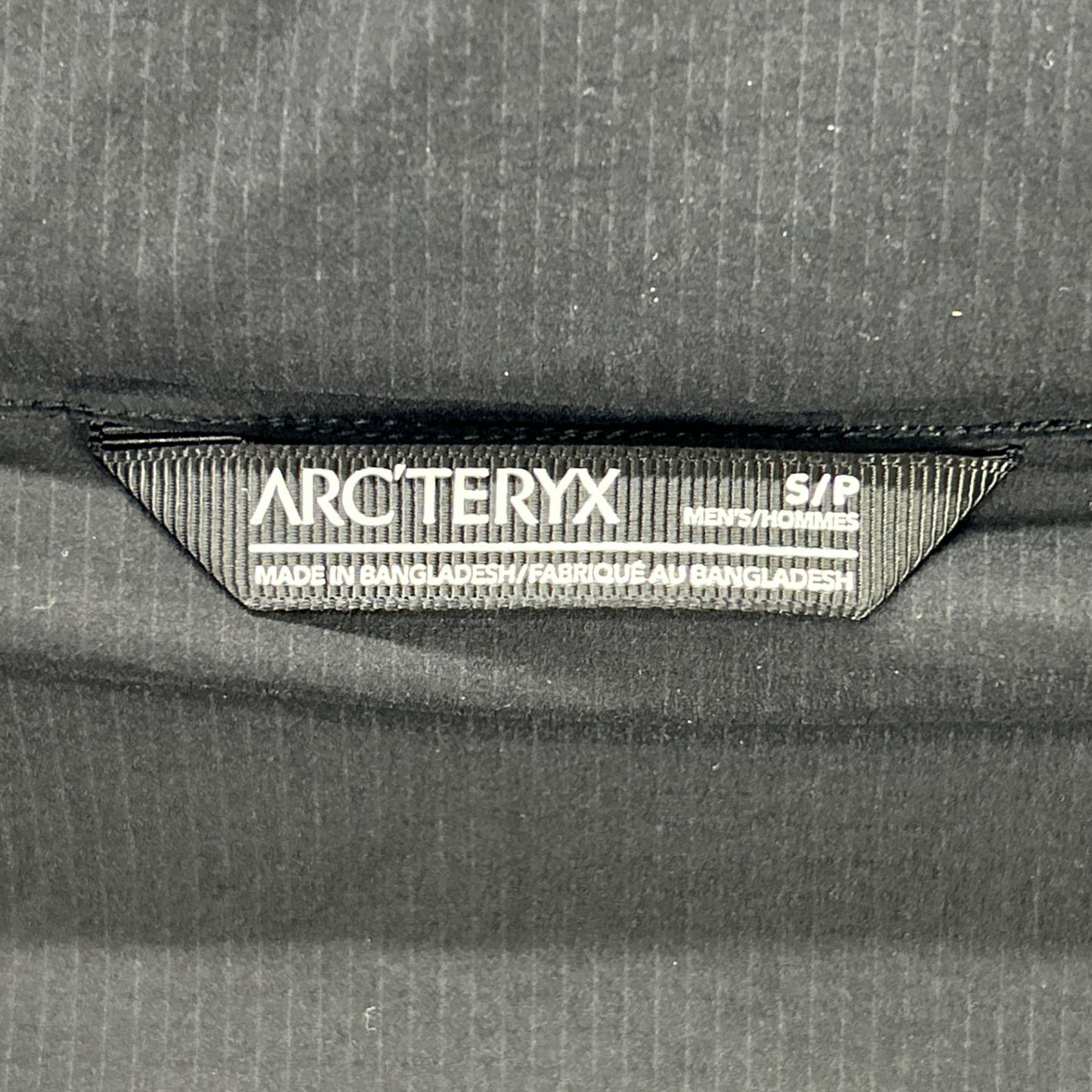 ARC'TERYX アークテリクス 【美品//25年製】X000010285 Ossa Stowhood オッサストウフードジャケット ジャケット