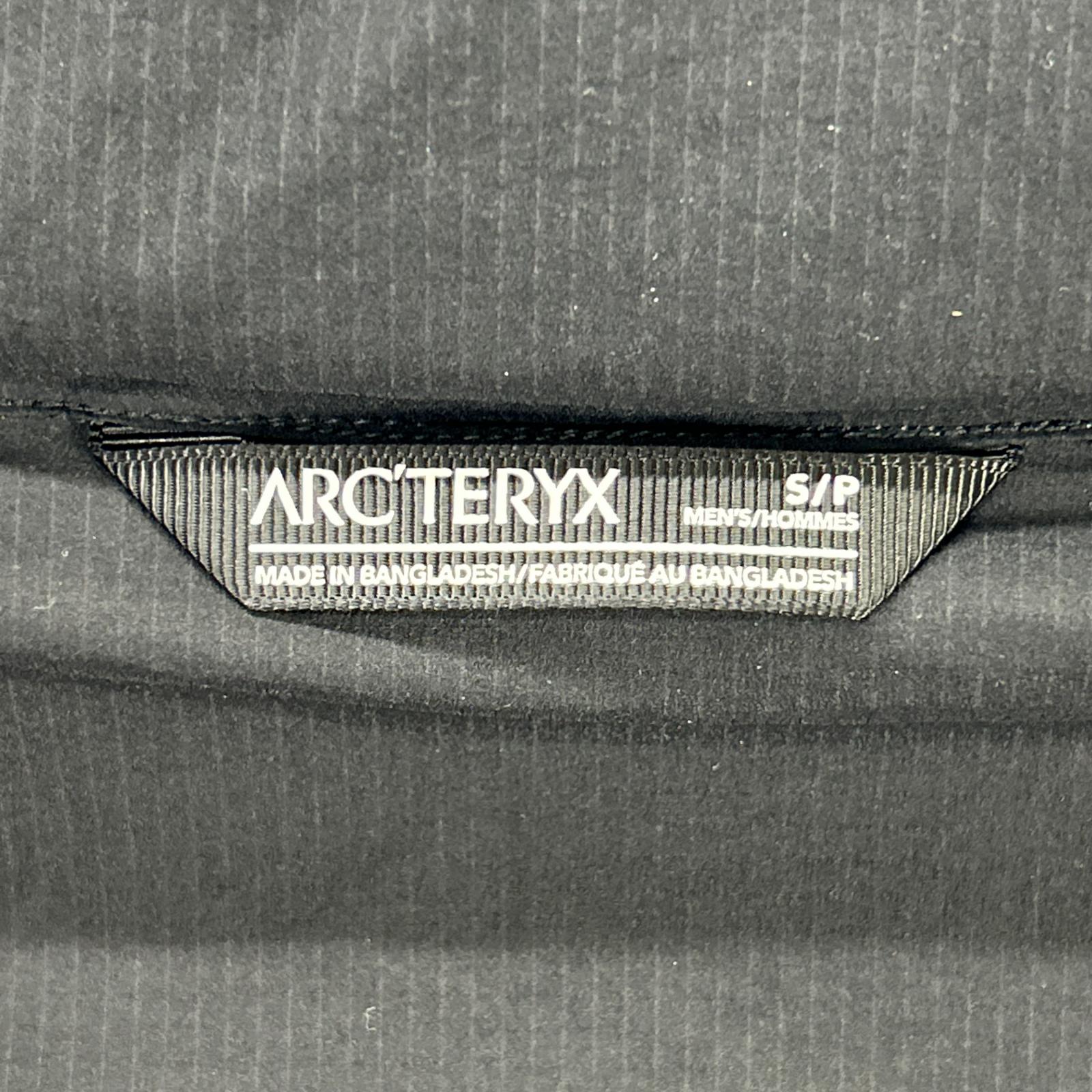ARC'TERYX アークテリクス 【美品//25年製】X000010285 Ossa Stowhood オッサストウフードジャケット ジャケット