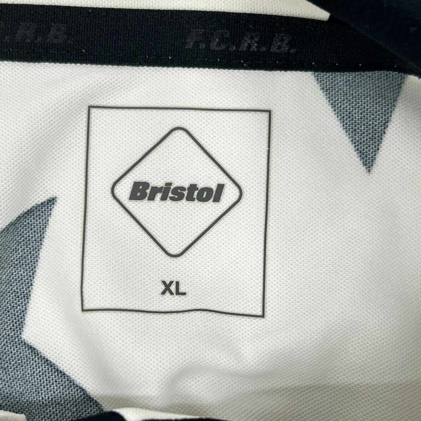 F.C.Real Bristol エフシーリアルブリストル FCRB-230036 ホワイト スター ポロシャツ トップス