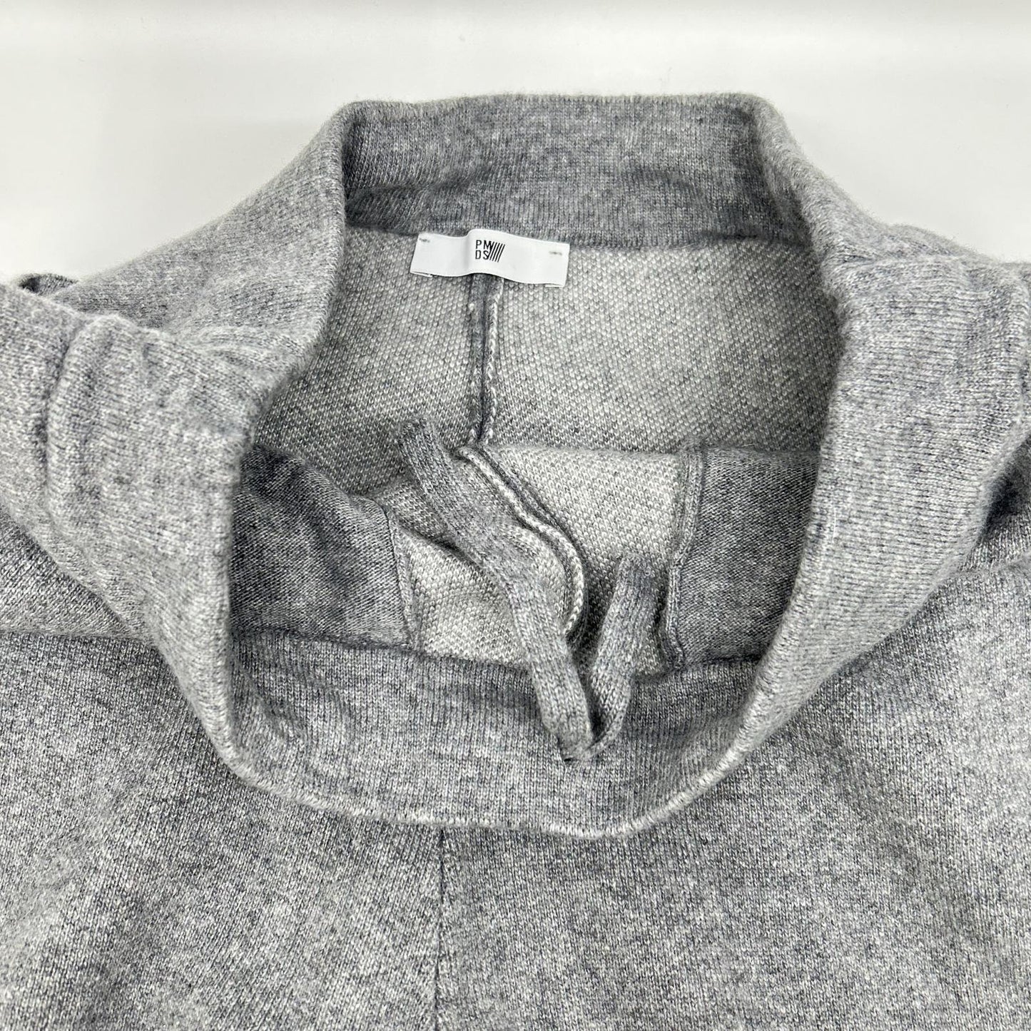 P.M.D.S.(PREMIUM MOOD DENIM SUPERIOR) ピーエムディーエス グレー ウールカシミヤ ライン ジョガーパンツ ボトムス