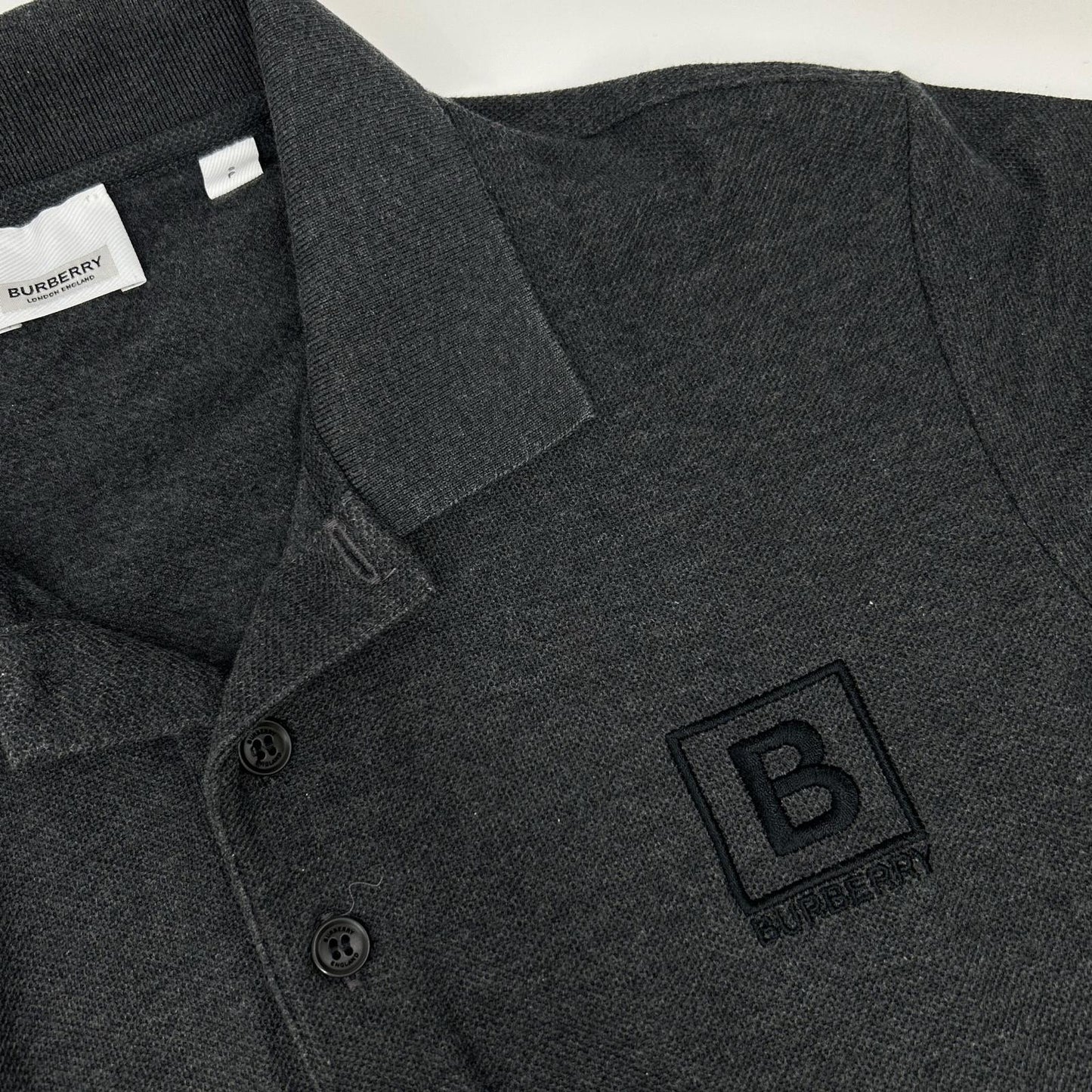 BURBERRY バーバリー 8053027 グレー レターグラフィック コットンピケ ポロシャツ トップス