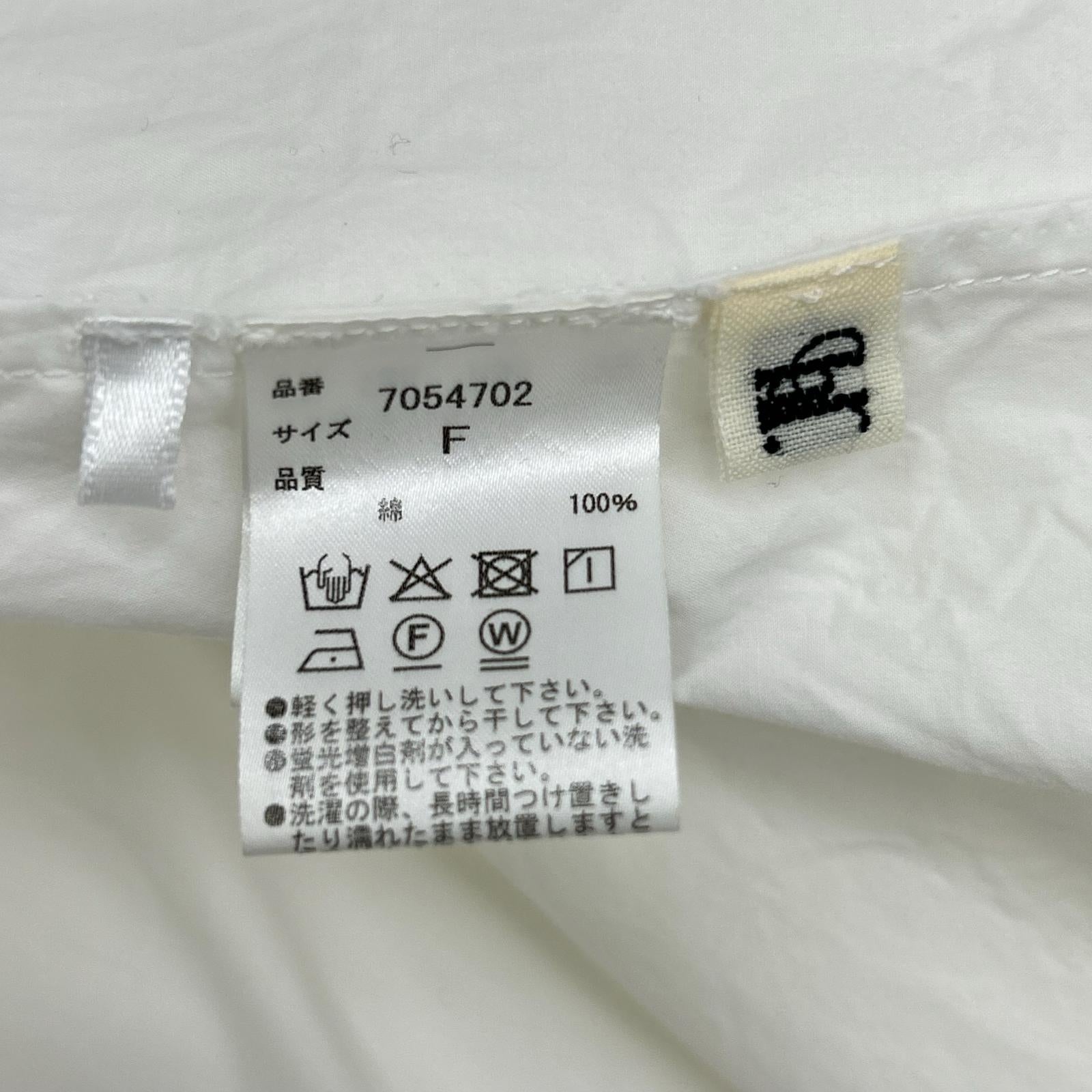 HER. ハー 7054702 ホワイト ピンタックフレアカフス ブラウス トップス