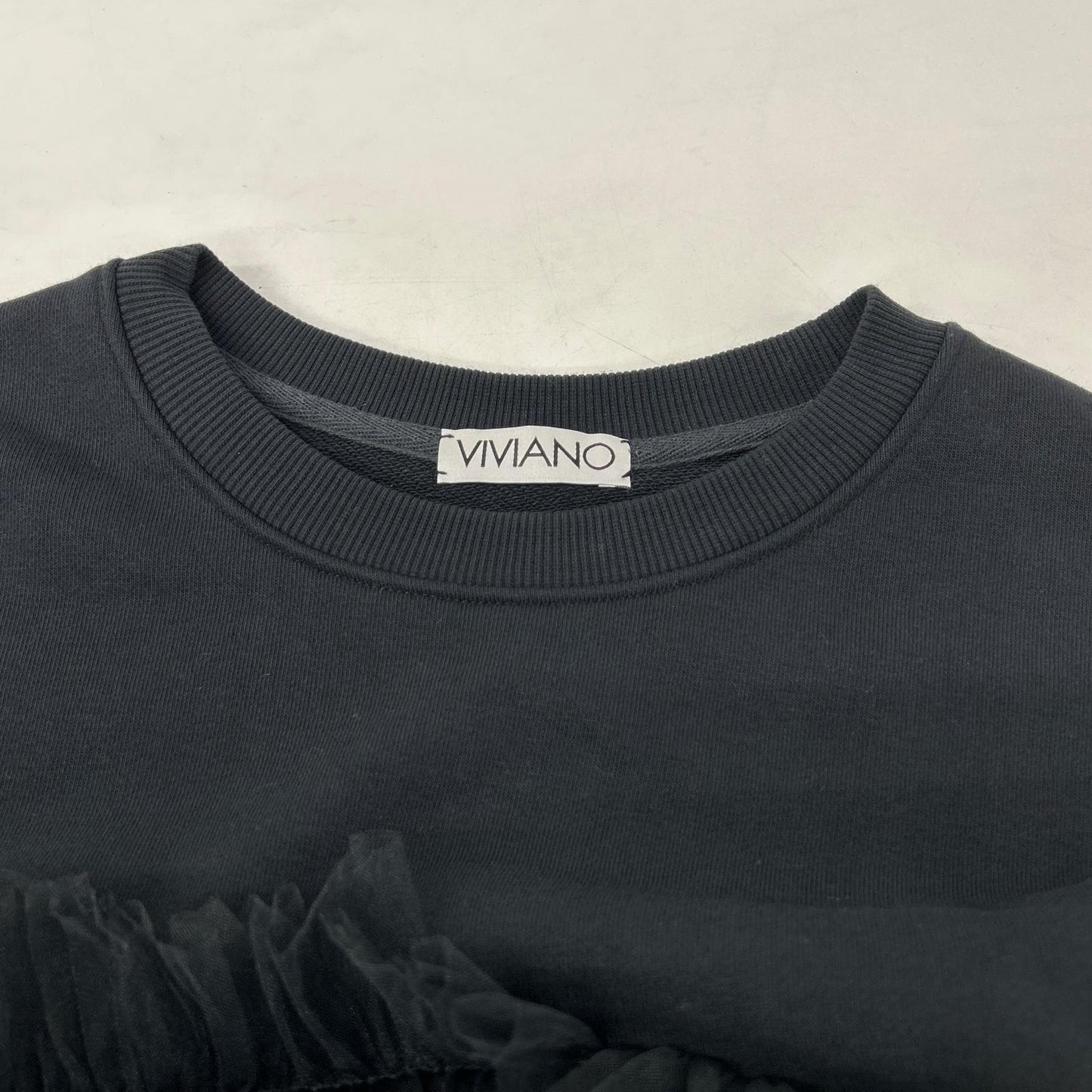 VIVIANO ヴィヴィアーノ VS-AW23-CS05 ブラック Gathered Tulle Trimmed Sweat トップス