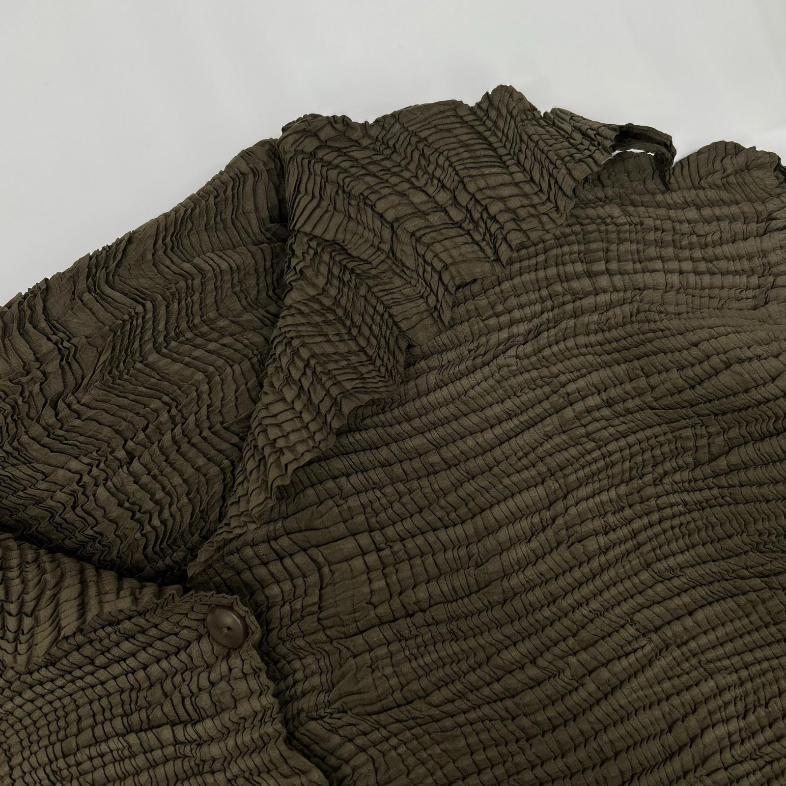 ISSEY MIYAKE イッセイミヤケ IM74-FJ946 カーキ ウォッシュプリーツカーディガン トップス