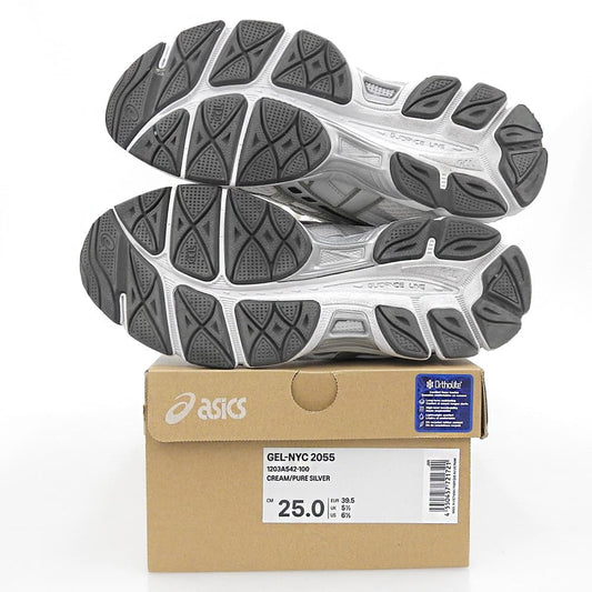 asics アシックス 美品 GEL-NYC 2055 スニーカー シューズ メンズ クリーム/シルバー 25cm 1203A542-100 シューズ