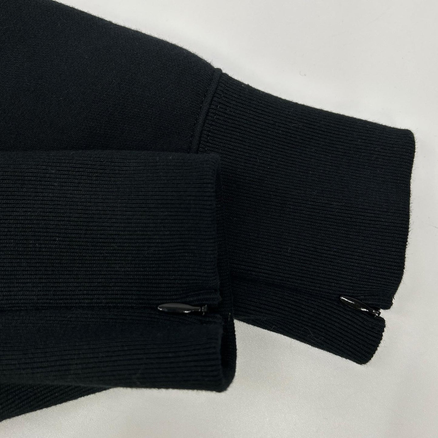 sacai サカイ 23年 23-06683 ブラック ドローストリング スポンジ スウェット ジップアップ フーディ パーカー トップス