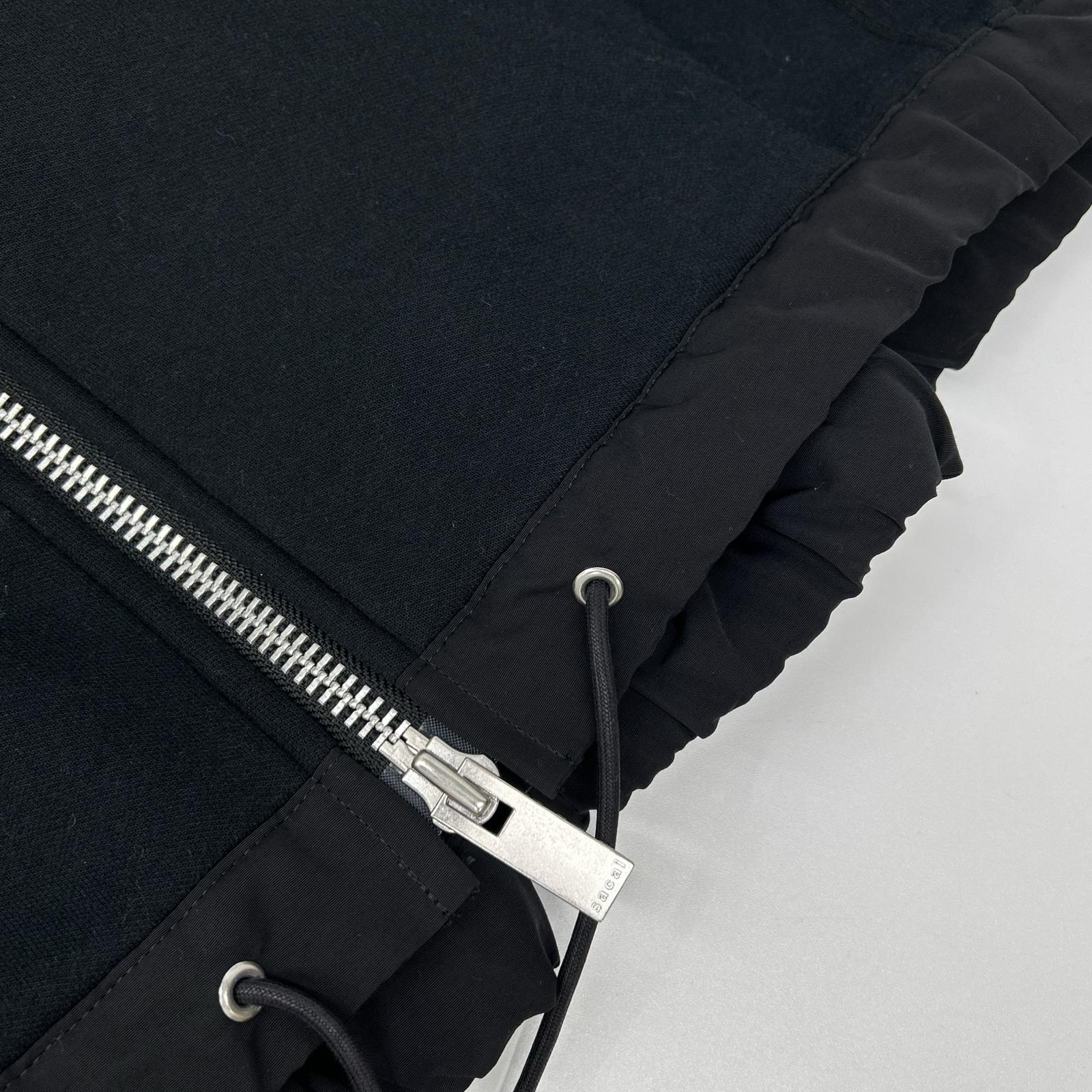 sacai サカイ 23年 23-06683 ブラック ドローストリング スポンジ スウェット ジップアップ フーディ パーカー トップス
