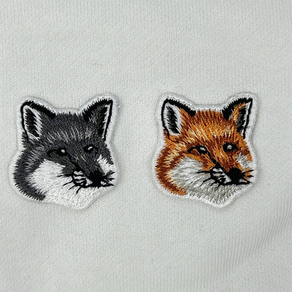 MAISON KITSUNE メゾンキツネ FM00358KM0002 Double Fox Head Patch Classic Sweatshirt トップス