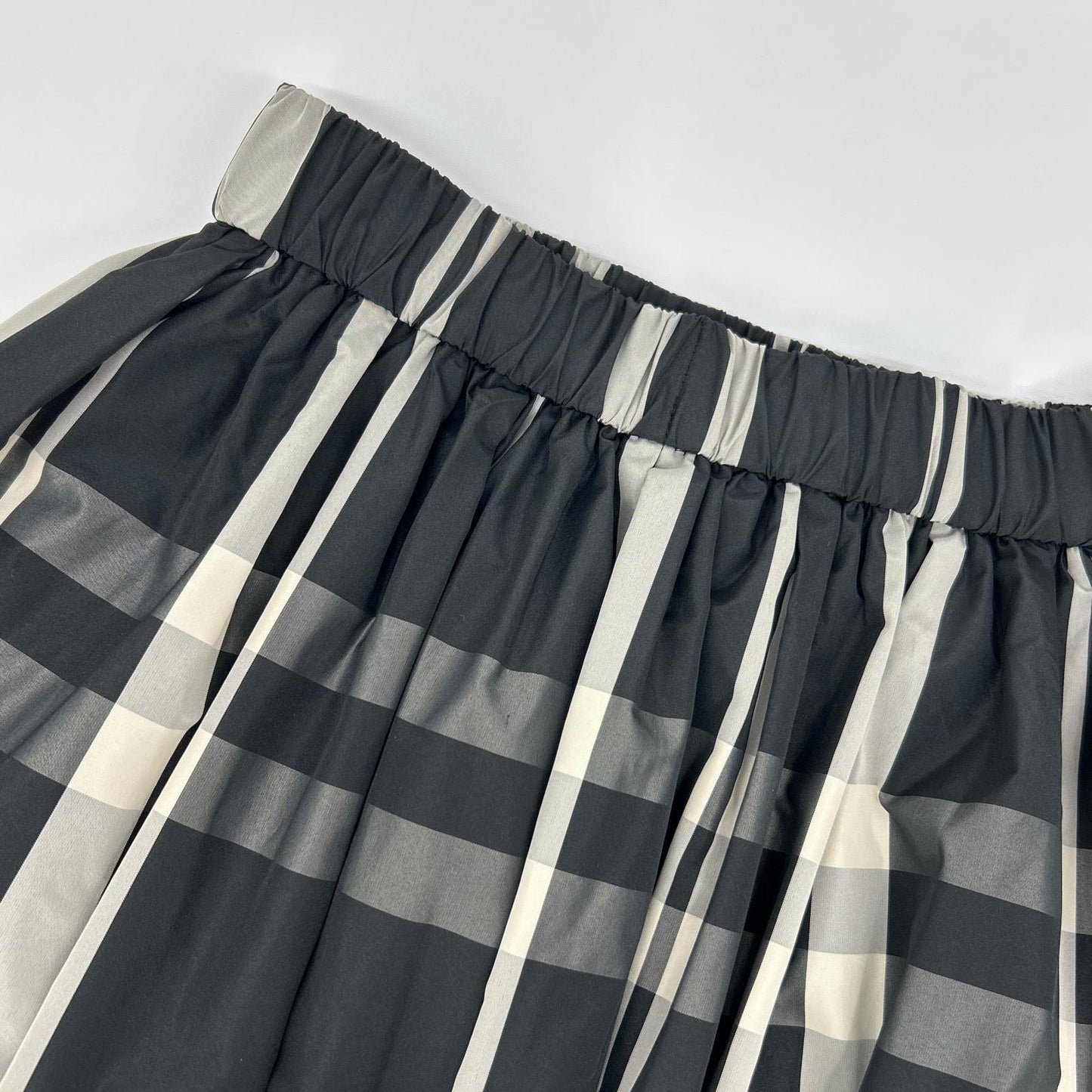 UNITED ARROWS United Arrows 1524-162-5090 Black check taffeta flared skirt skirt