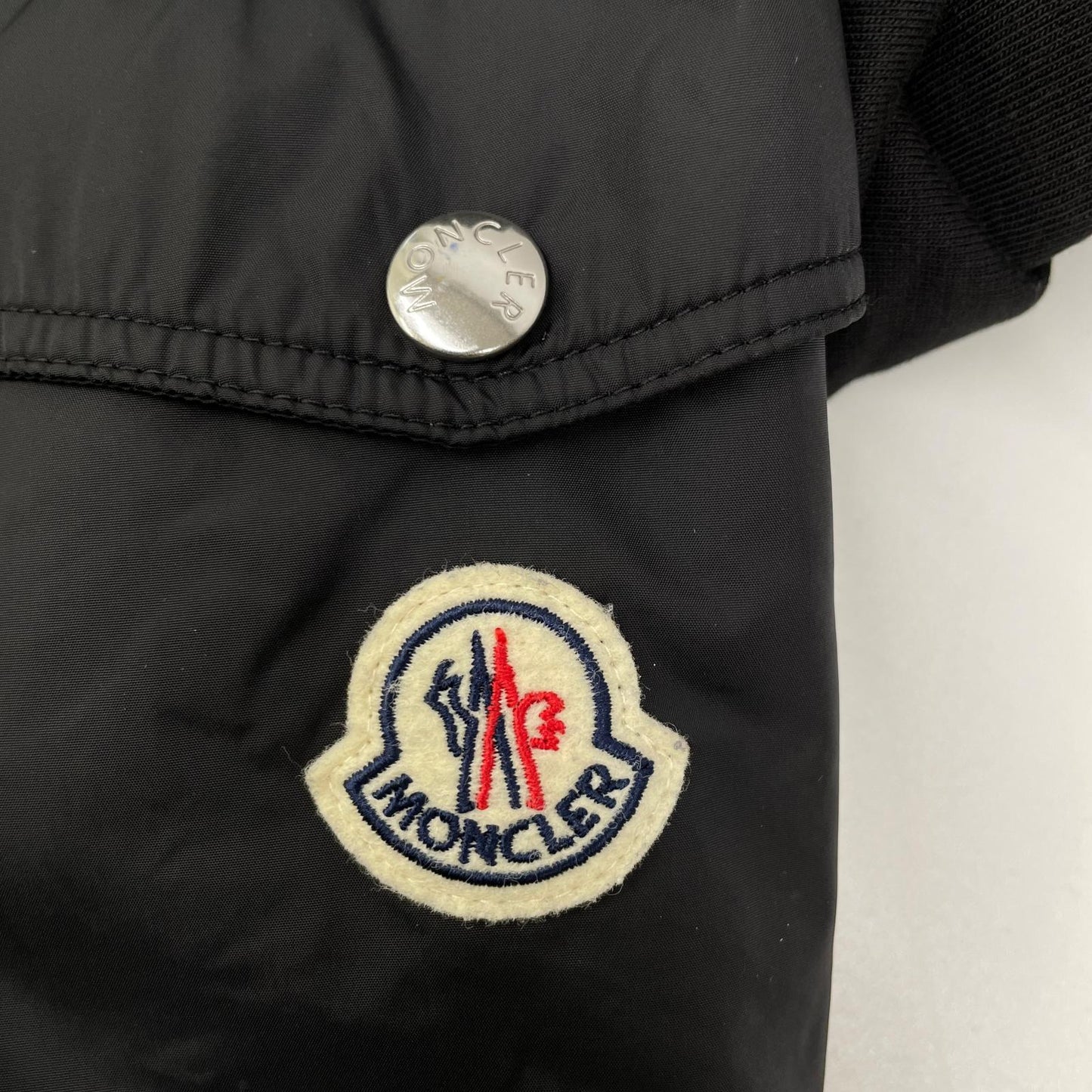 MONCLER モンクレール 22年 ブラック FELPA CON CAPPUCCIO パーカー トップス