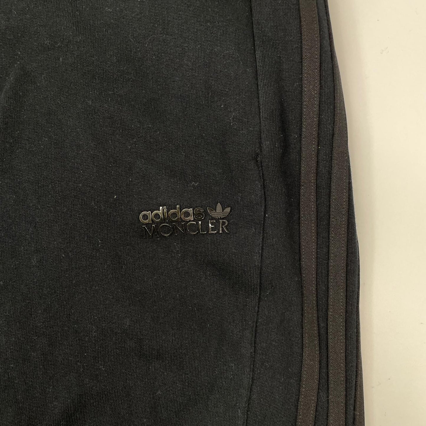 MONCLER モンクレール ×アディダス 22年 IJ8321 ブラック JERSEY BOTTOMS パンツ ボトムス