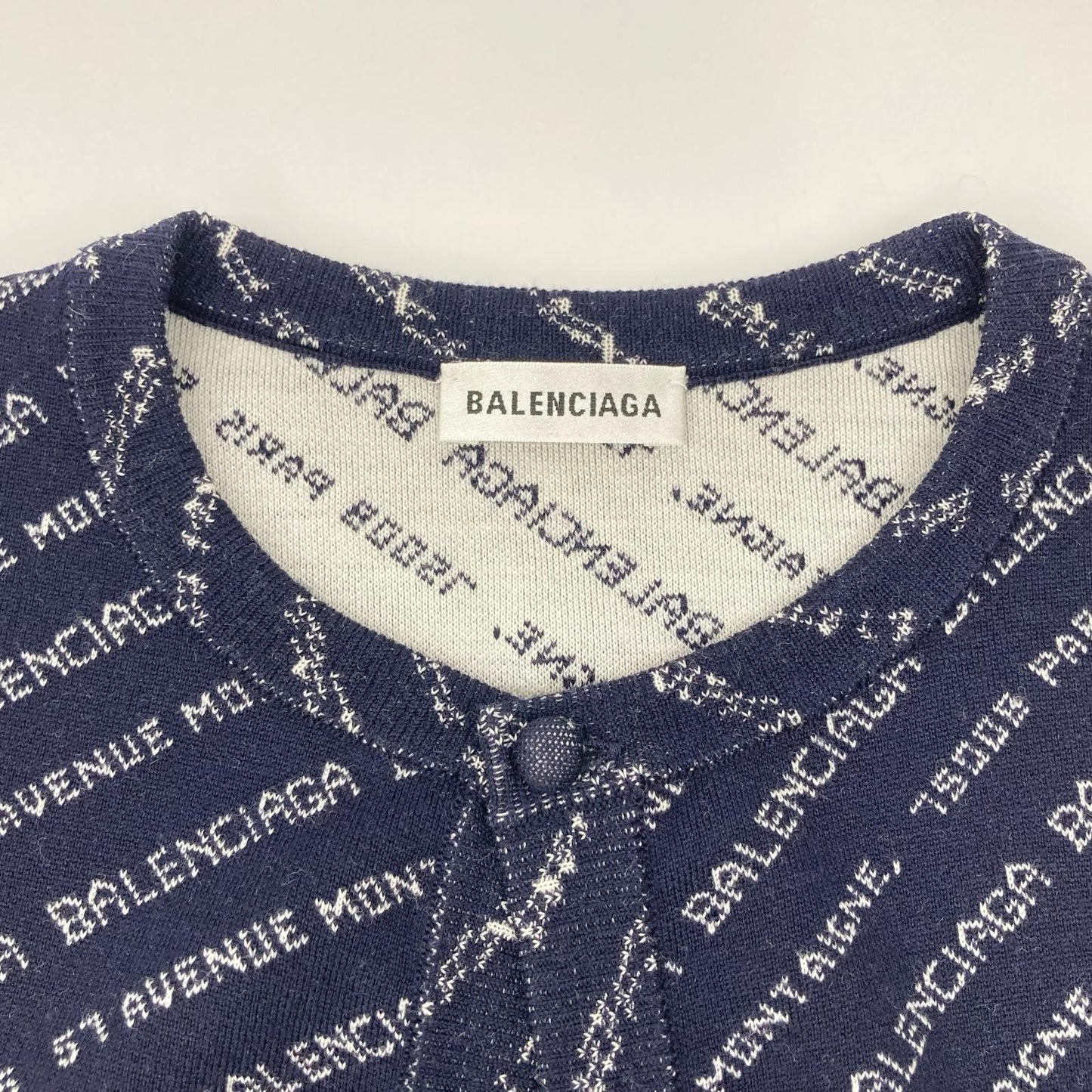 BALENCIAGA バレンシアガ ネイビー 17年 518135 ロゴ クルーネックカーディガン トップス