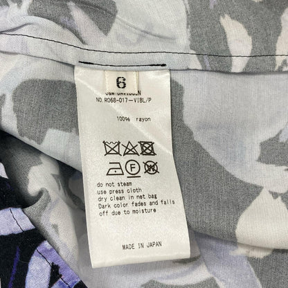 J&MDavidson ジェイアンドエムデヴィッドソン パープル×ブラック フローラルプリントレーヨンノーカラー半袖シャツ トップス