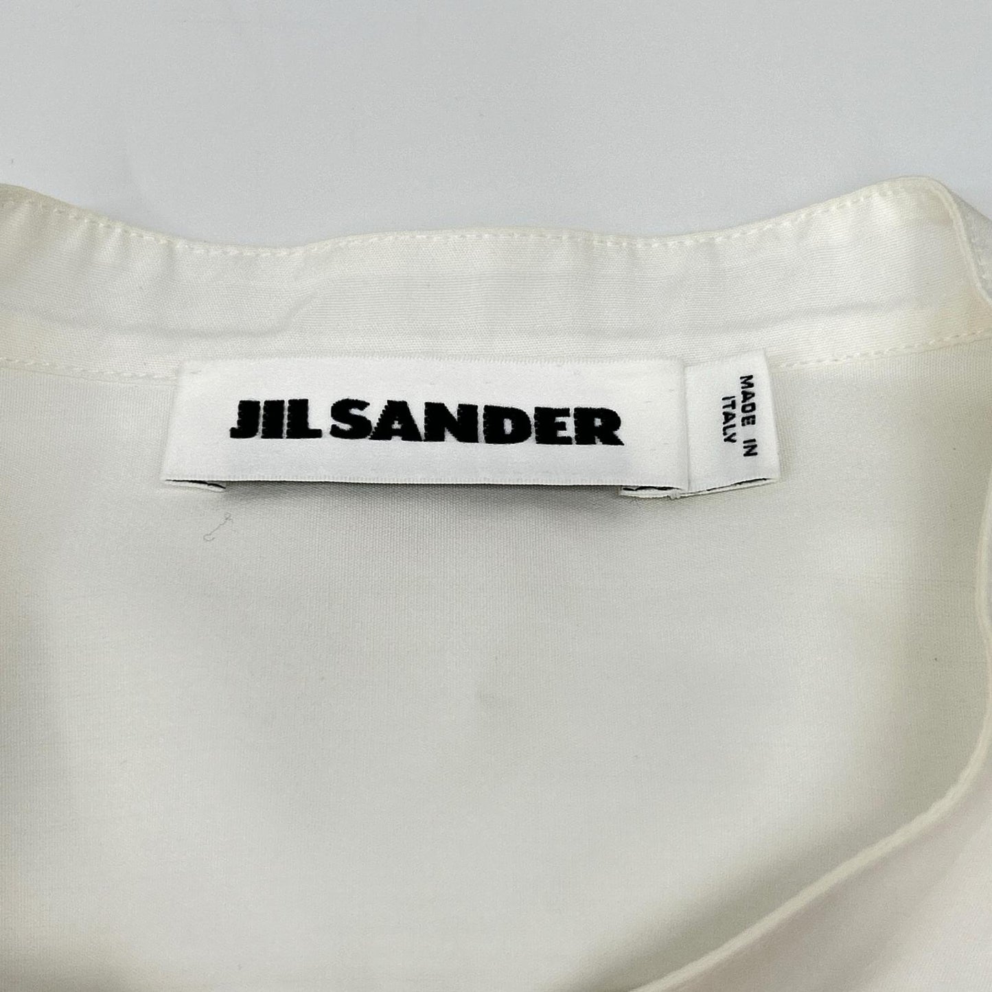 JILSANDER ジルサンダー 18年 ホワイト JSCN601806 プリーツデザイン バンドカラーシャツ トップス