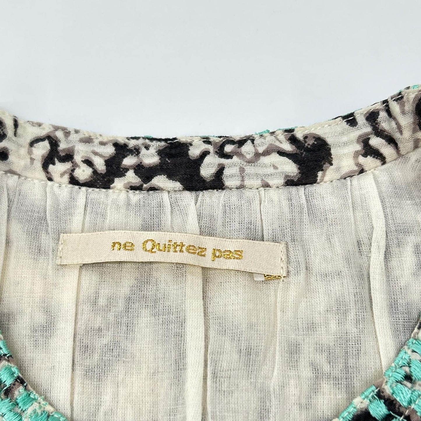 ne quittez pas ヌキテパ 010541ZT1 ホワイト ドビーストライプ ダマスクプリント刺繍 ノースリーブドレス ワンピース