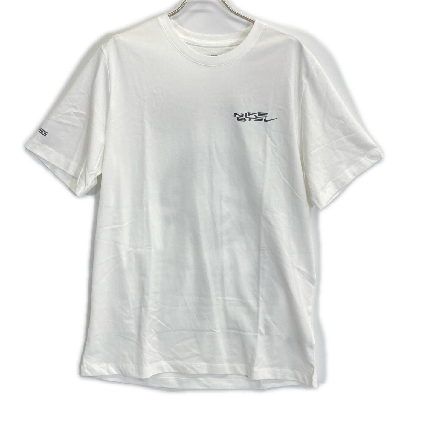 NIKE ナイキ ×BTS ホワイト 2026-2027ワールドツアー Tシャツ トップス