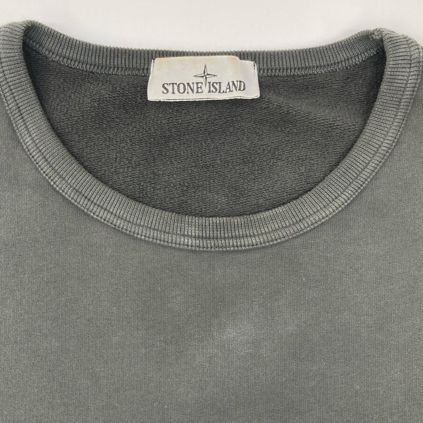 STONE ISLAND ストーンアイランド 811563920 グレー ワッペン 裏起毛 スウェット トレーナー トップス