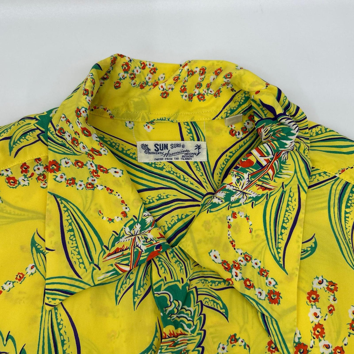 SUN SURF サンサーフ SS38312 イエロー レーヨン PINEAPPLE PASSION アロハシャツ トップス