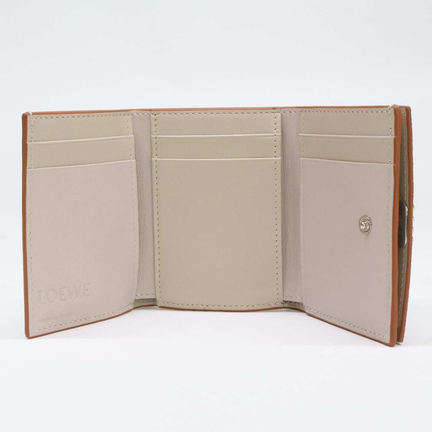 LOEWE ロエベ 【美品/23年製】A-28003861 トライフォールド 三つ折り財布 三つ折り財布（小銭入れあり）