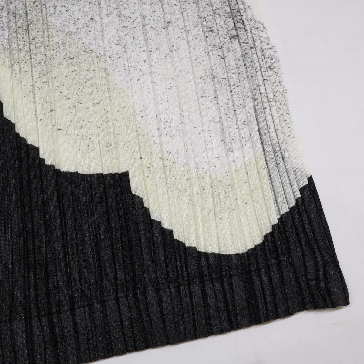 PLEATS PLEASE プリーツプリーズ 美品 PP91-JK751 MELT BOUNCE TOP 変形ノースリーブ トップス