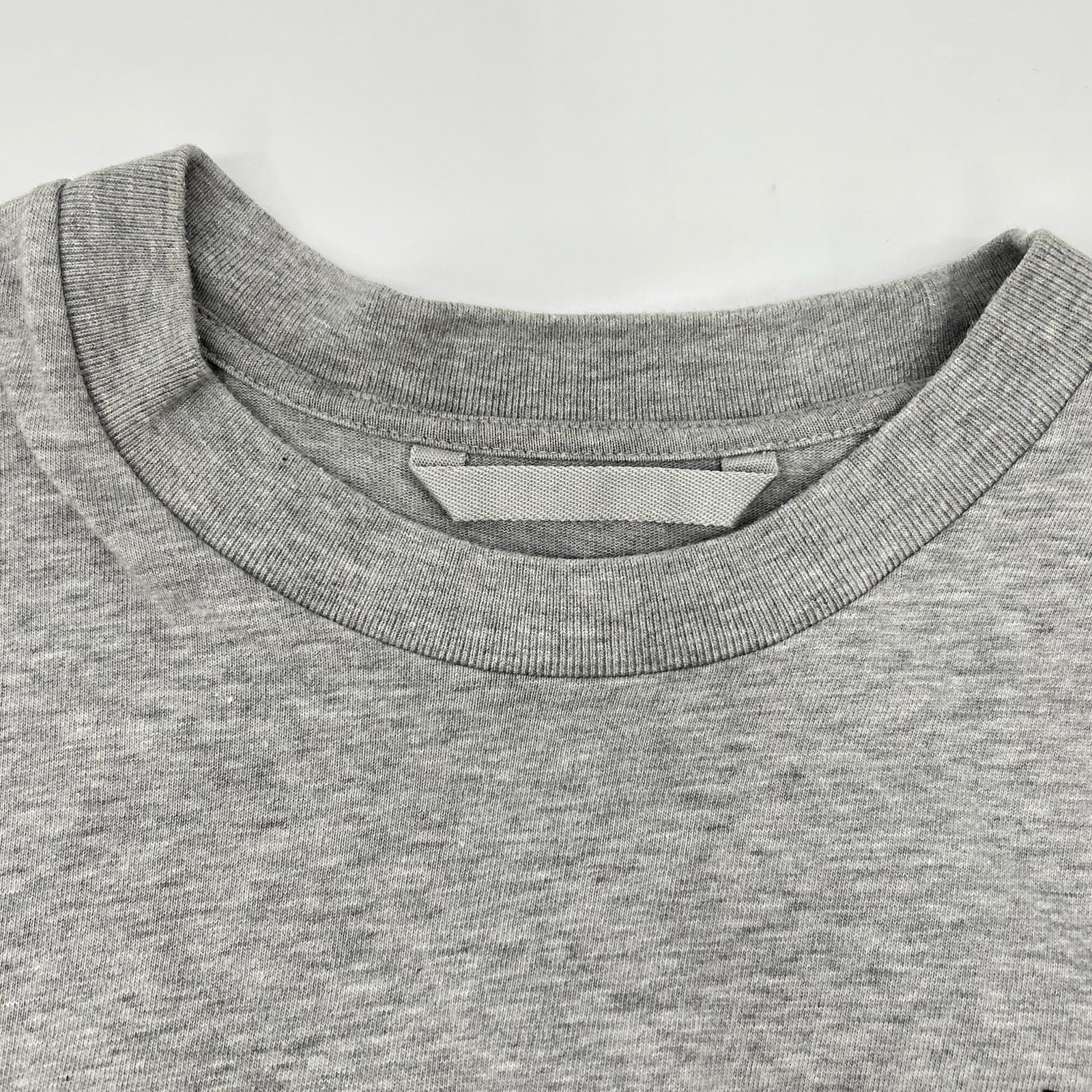 MONCLER モンクレール 23年 グレー ピクセルロゴ Tシャツ トップス