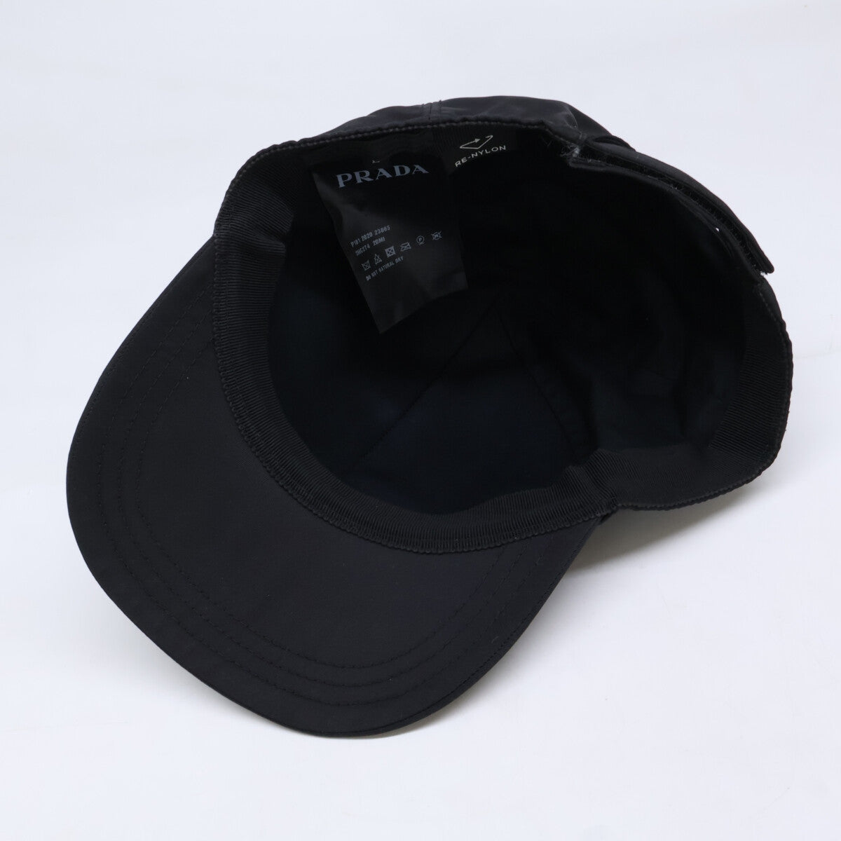 PRADA プラダ 2HC274 2DMI Re-Nylon トライアングルロゴ ナイロン ベースボールキャップ 帽子
