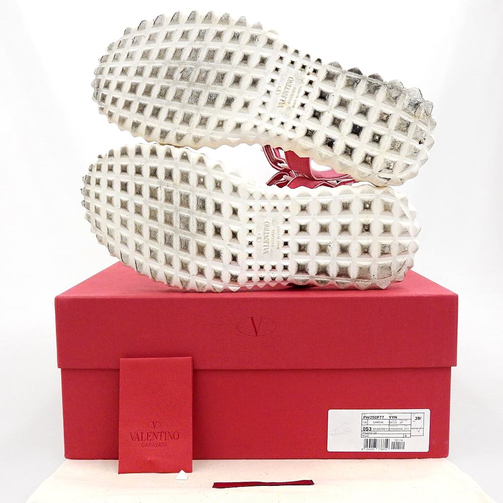 Valentino Garavani ヴァレンティノガラヴァーニ ロックスタッズ アンクルベルト サンダル レディース ピンク ホワイト39 1/2 PW2S0F77 シューズ