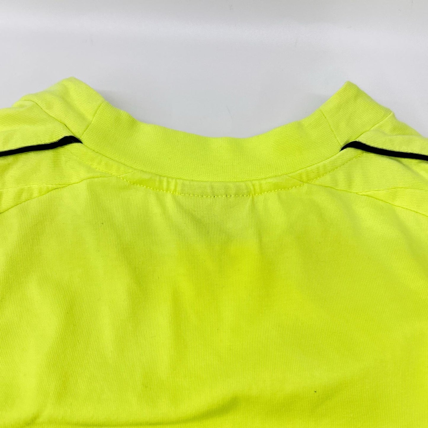 BALENCIAGA バレンシアガ 23年 777705 イエロー PARIS SOCCER Tシャツ トップス