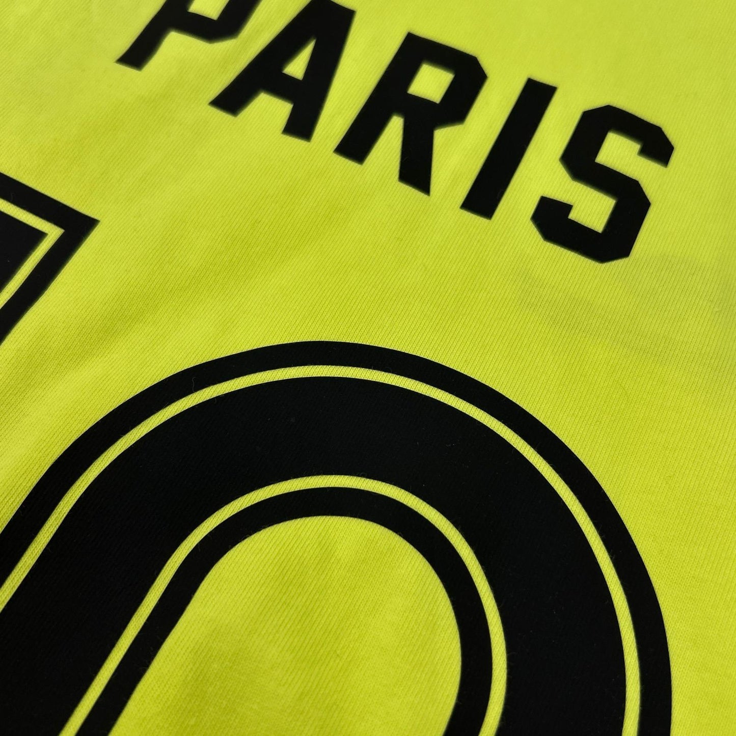 BALENCIAGA バレンシアガ 23年 777705 イエロー PARIS SOCCER Tシャツ トップス
