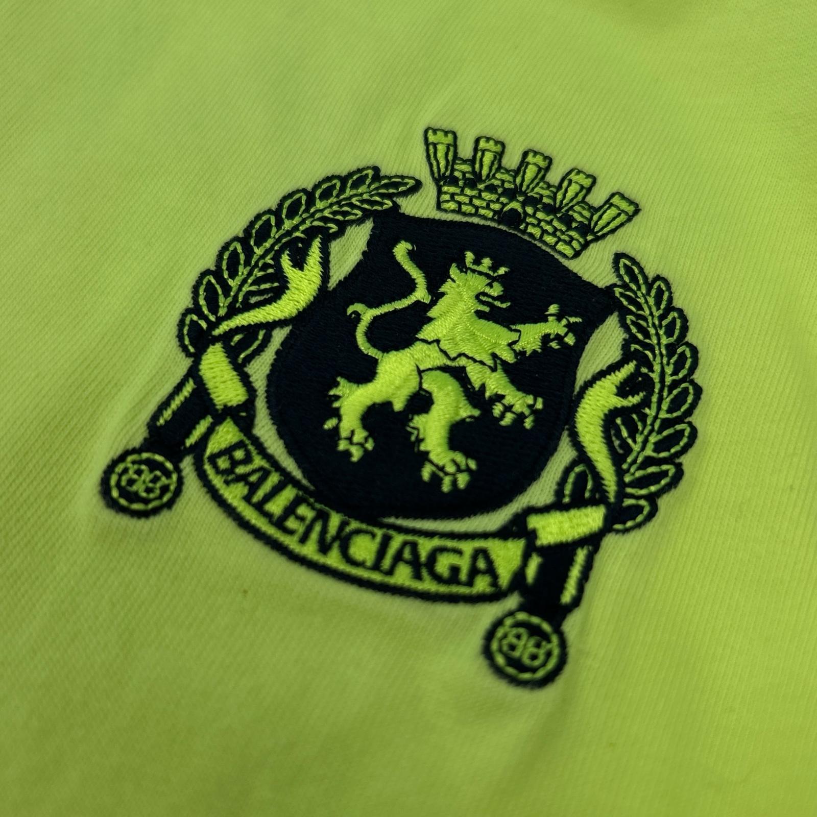 BALENCIAGA バレンシアガ 23年 777705 イエロー PARIS SOCCER Tシャツ トップス