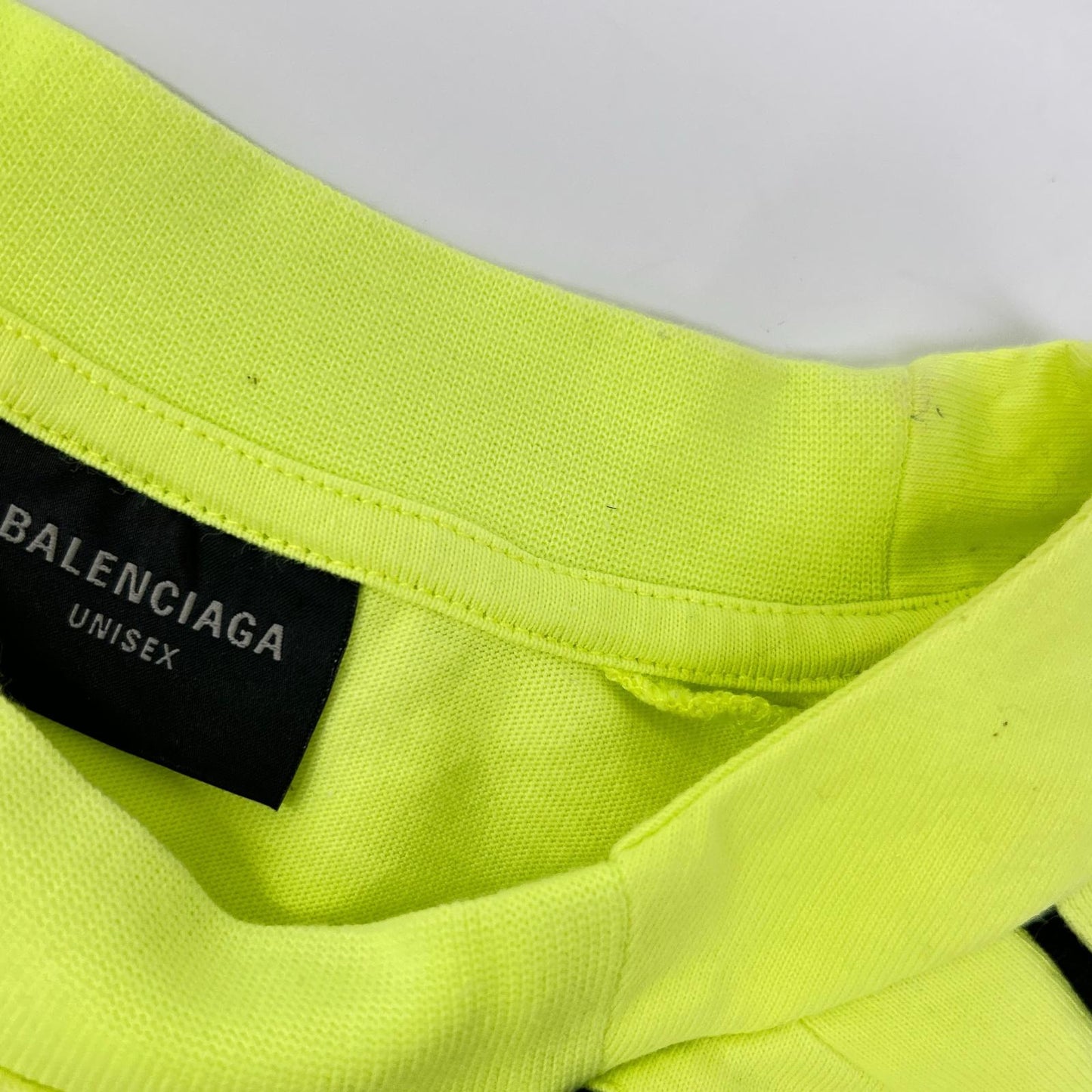 BALENCIAGA バレンシアガ 23年 777705 イエロー PARIS SOCCER Tシャツ トップス