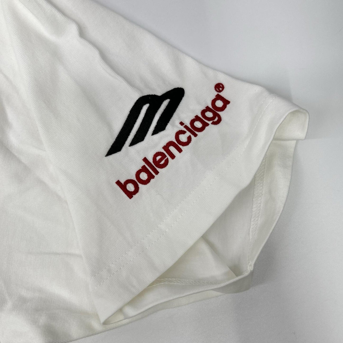 BALENCIAGA バレンシアガ 23年 764235 ホワイト 3B Sports icon Tシャツ トップス