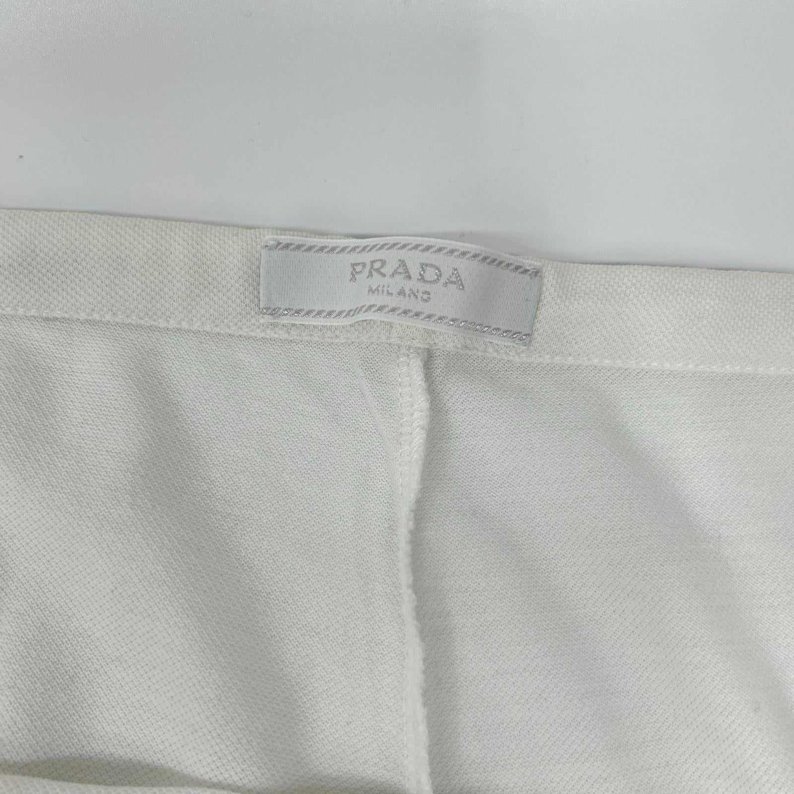 PRADA プラダ 23年 UJP220 ホワイト コットン ショートパンツ ボトムス
