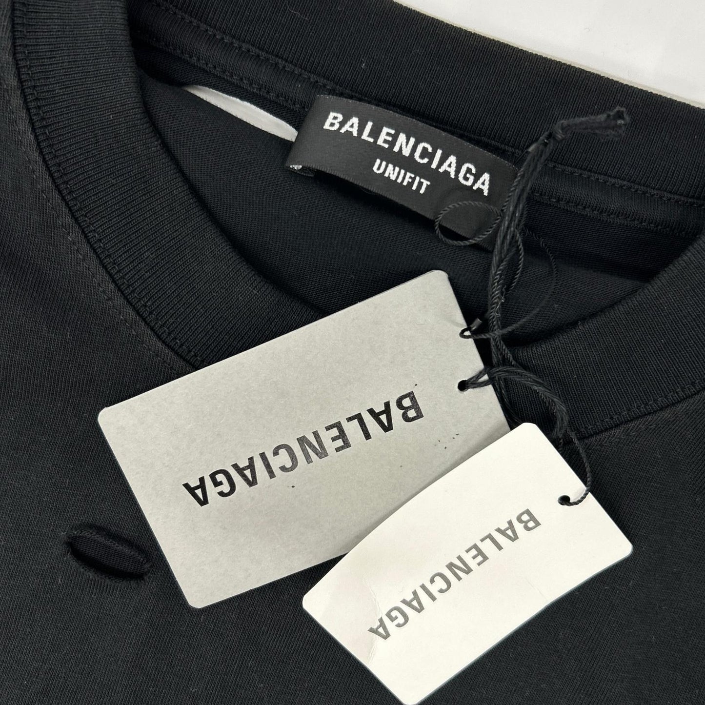 BALENCIAGA バレンシアガ 21年 651795 ブラック デストロイ加工 Tシャツ トップス