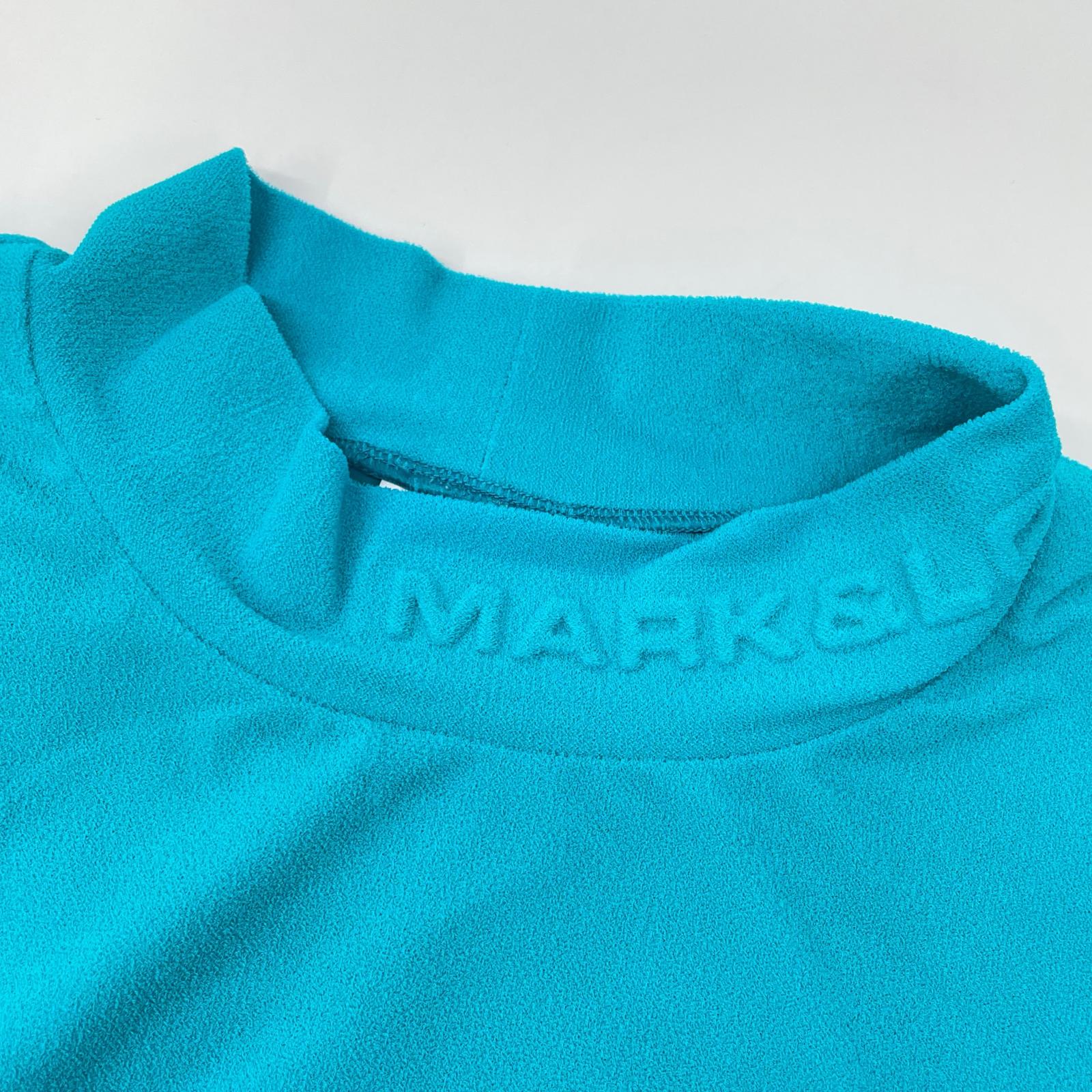MARK&LONA マークアンドロナ 25年 MLM-5A-AA09 ブルー Ever ECONYL Mock Neck Tee トップス