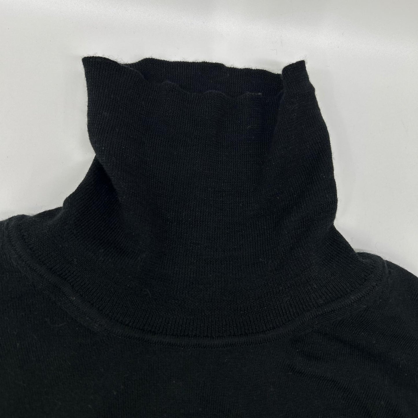 BOSS ボス 10241489 ブラック ウール ハイネック セーター トップス