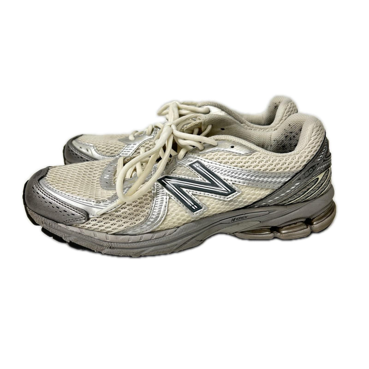 NEW BALANCE ニューバランス ML860GO2 ホワイト×シルバー メッシュアッパー シューズ シューズ