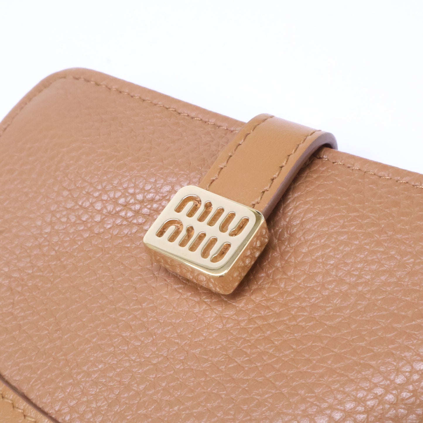 MIUMIU ミュウミュウ 【美品】5MV204 2C3Y F098L DAINO / SOFT CALF 二つ折り財布 二つ折り財布（小銭入れあり）