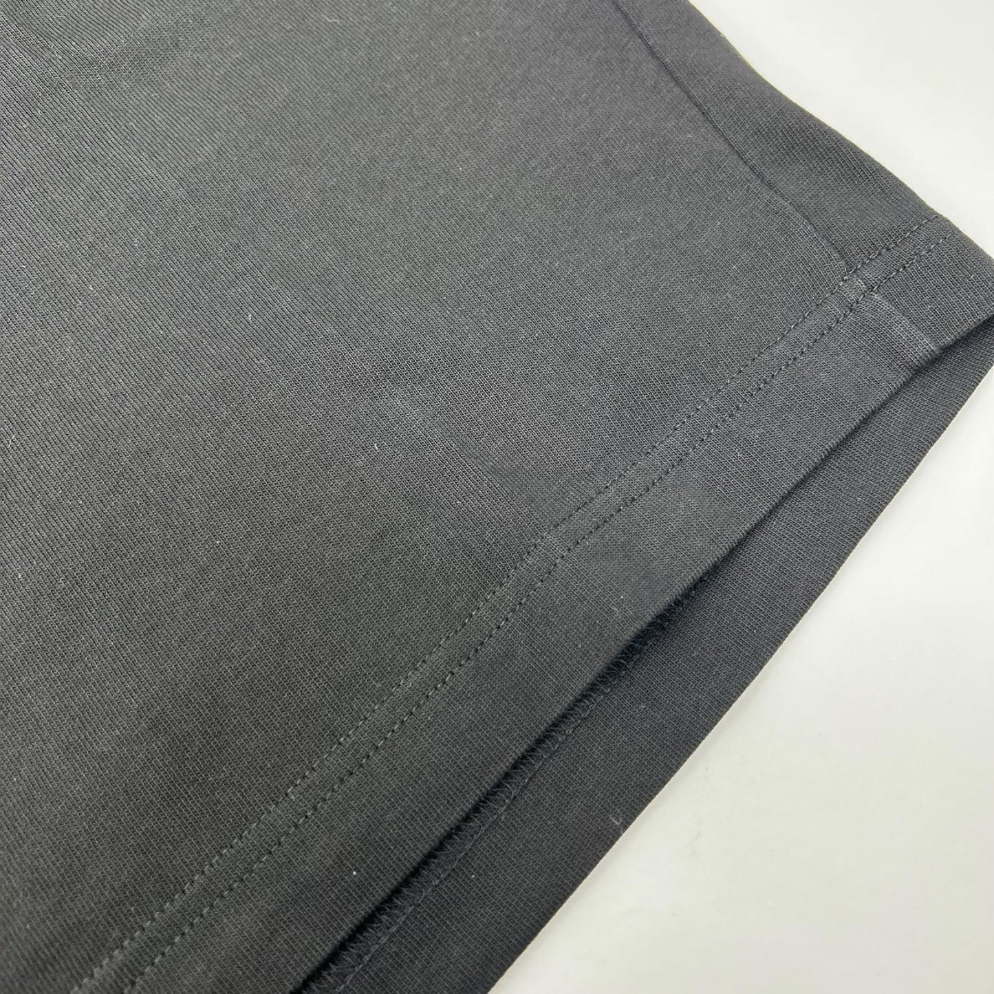 MONCLER モンクレール 22年 ブラック ラバーロゴ T-SHIRT MANICA CORTA トップス