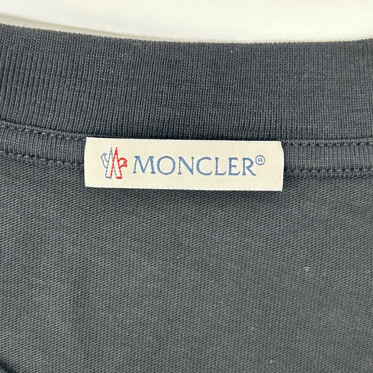 MONCLER モンクレール 22年 ブラック ロゴ SS TSHIRT トップス