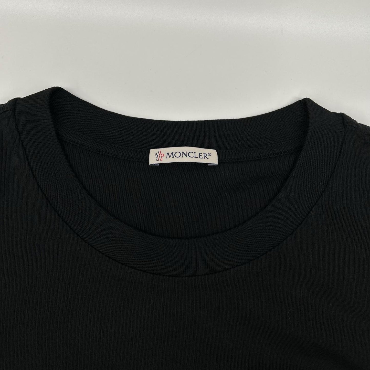 MONCLER モンクレール 22年 ブラック ロゴ SS TSHIRT トップス