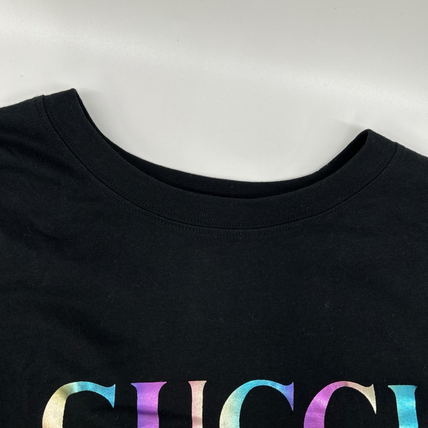 GUCCI グッチ 548334 XJA09 ブラック メタリック ロゴプリント Tシャツ トップス