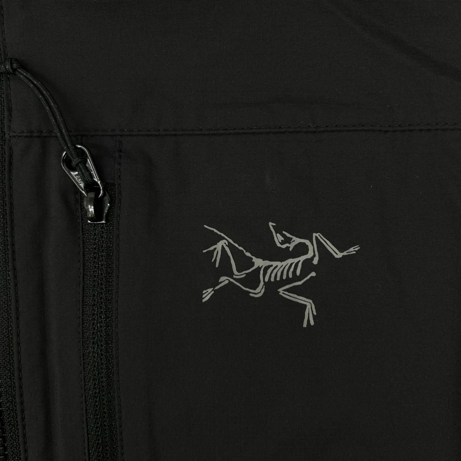 ARC'TERYX アークテリクス 25年 X000010276 ブラック スコーミッシュ フーディ トップス