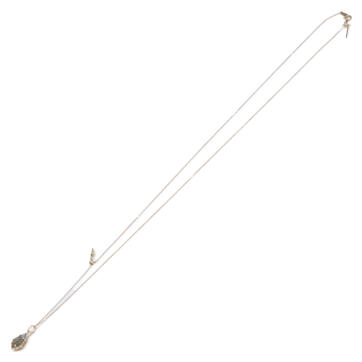 agete アガット 【美品】K10 ラブラドライト/蝶貝 ペンダントトップ・K10 0.008ct ダイヤモンド リーフ Y字 ネックレス