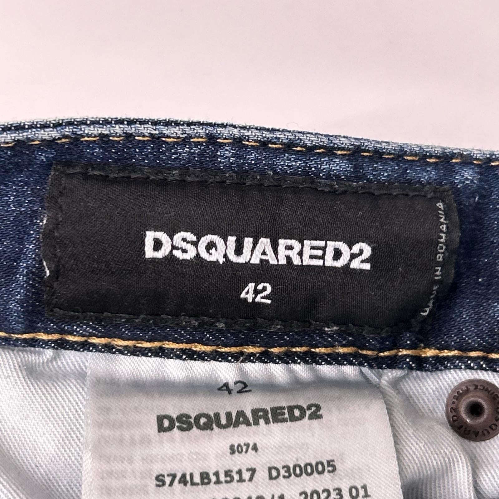 DSQUARED2 ディースクエアード S74LB1517 ネイビー Regular Jean ボタンフライデニムパンツ ボトムス