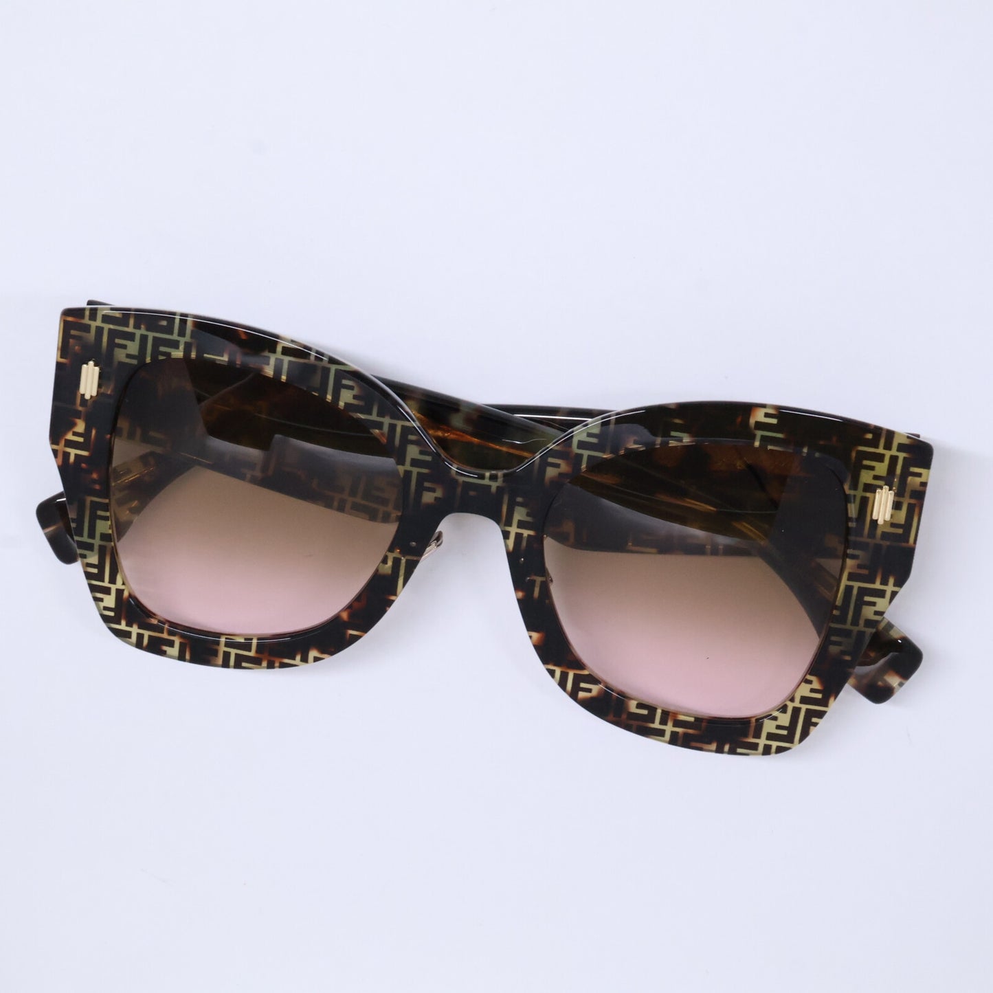 FENDI フェンディ 【美品】FF 0434/G/S 2VMM2 キャットアイ サングラス