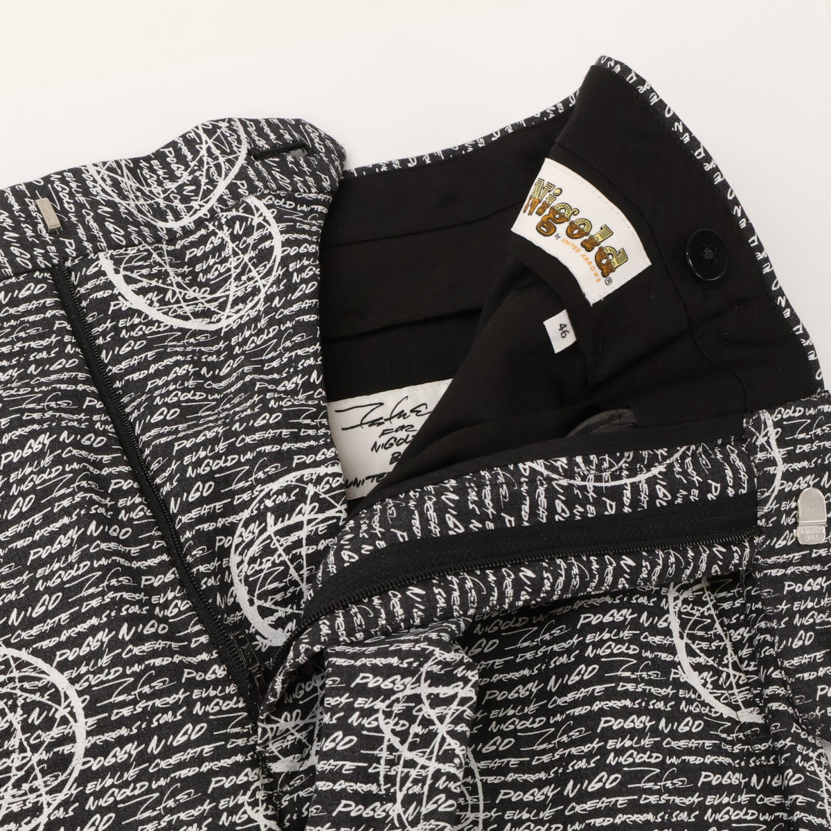 UNITED ARROWS ユナイテッドアローズ FUTURA FOR NIGOLD by UNITED ARROWS【新品同様】5552-259-0005 TRO 3B SUIT 総柄 段返り3Bシングルスーツ スーツ セットアップ