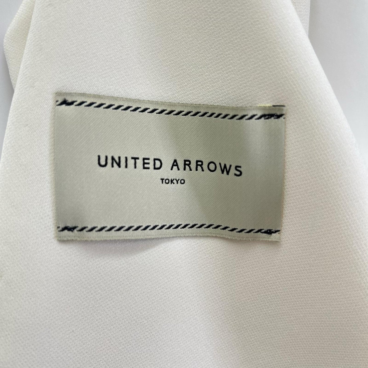 UNITED ARROWS ユナイテッドアローズ 1522-216-4153 アイボリー 背抜き テーラードジャケット ジャケット