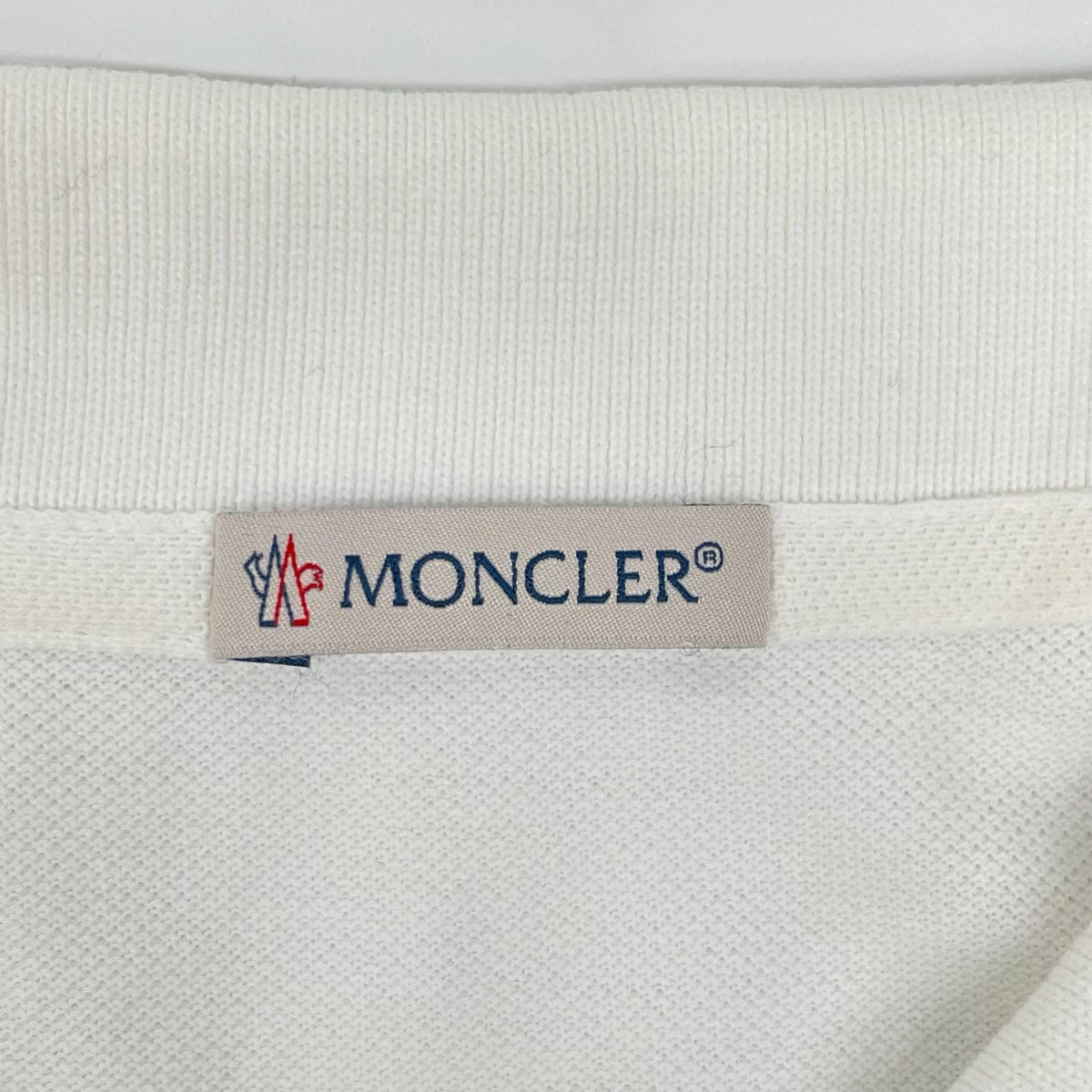 MONCLER モンクレール D10918304200 84556 ホワイト ロゴパッチ ポロシャツ トップス
