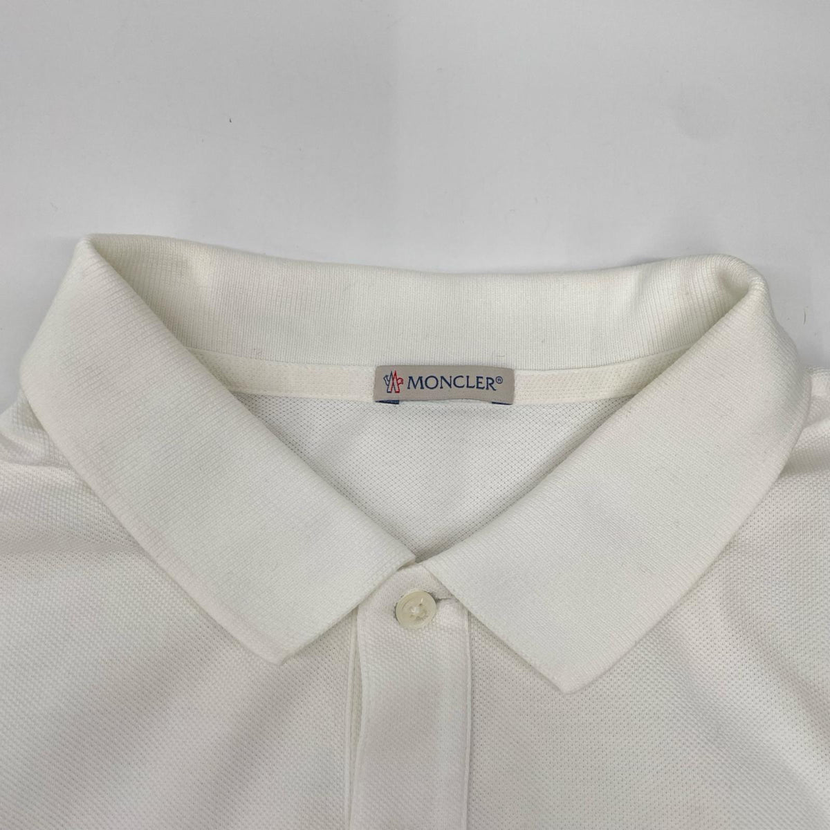 MONCLER モンクレール D10918304200 84556 ホワイト ロゴパッチ ポロシャツ トップス